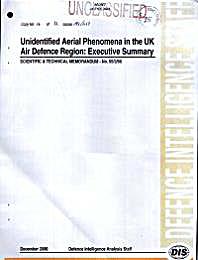 Unidentified Aerial Phenomena in the UK ... Volume No. 55/2/00 by Defence Intelligence Staff, UK